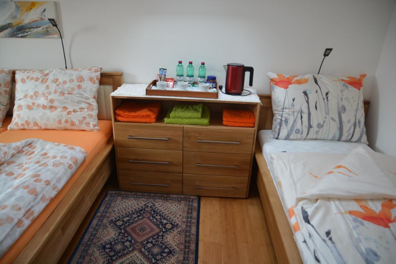 Privatzimmer Marina Völkermarkt エクステリア 写真