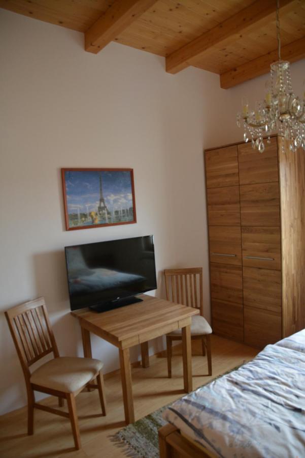 Privatzimmer Marina Völkermarkt エクステリア 写真