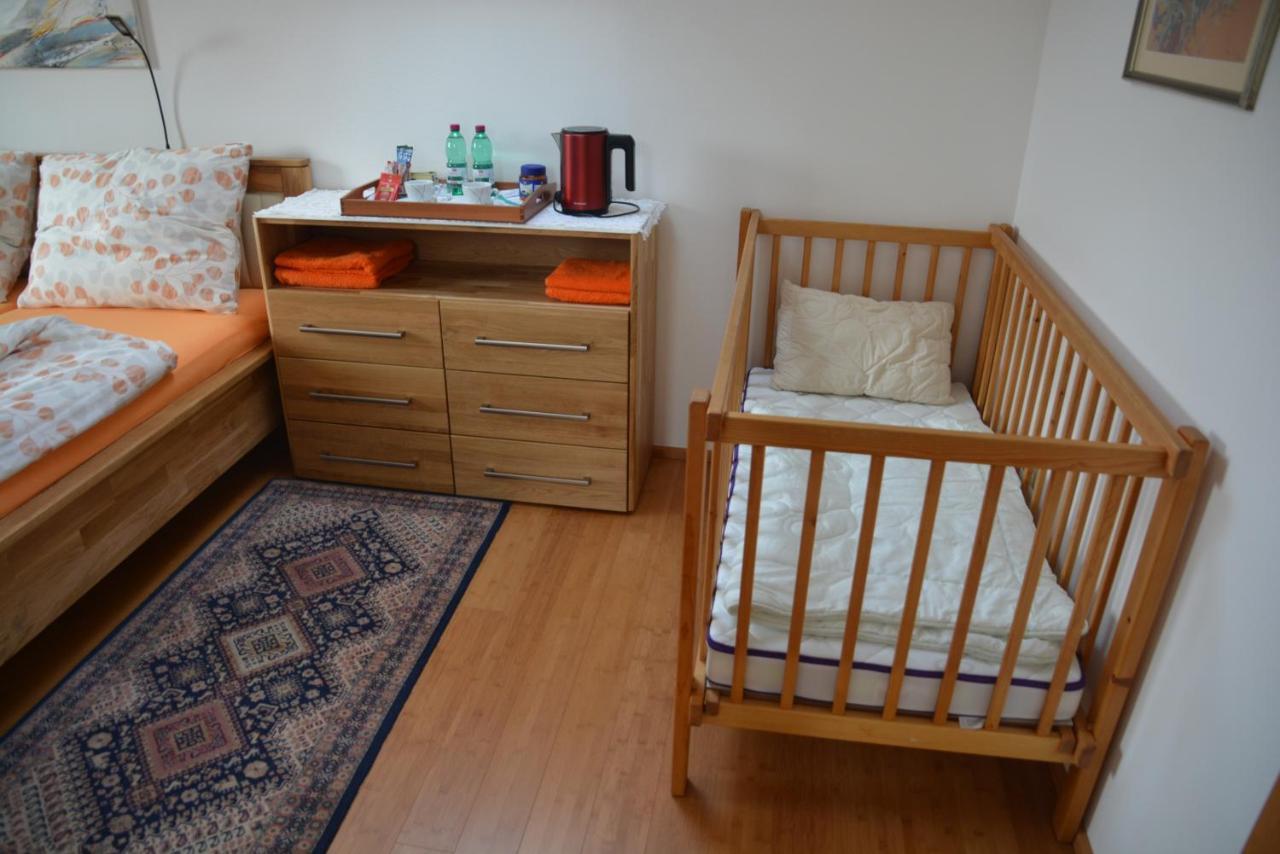 Privatzimmer Marina Völkermarkt エクステリア 写真